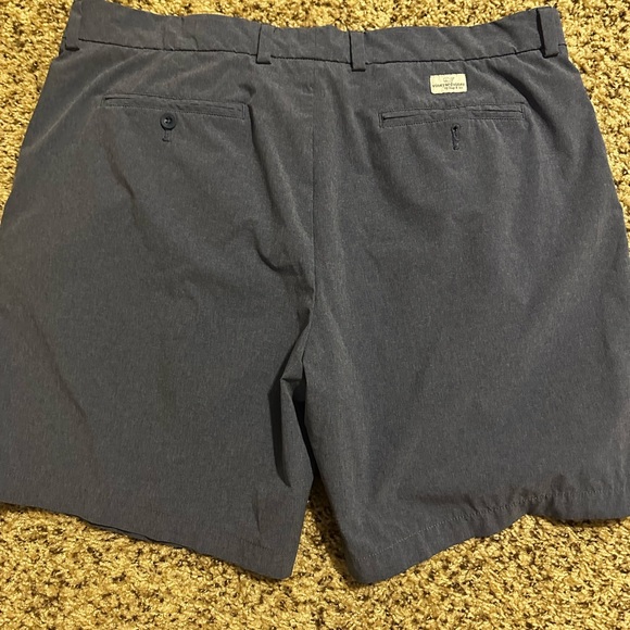 Vineyard Vines Men’s Performance Shorts - Picture 2 of 4